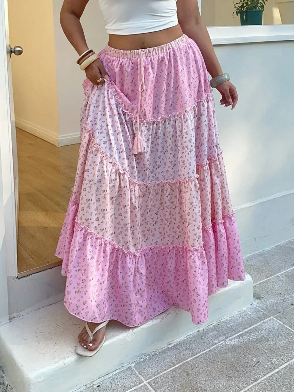 Multicolor Boho Women's Plus Size Floral Picnic Maxi Skirt with Layered Ruffle